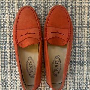 Tod's Women's Coral Loafers